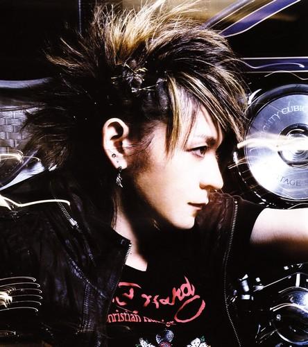 KAZ de VAMPS