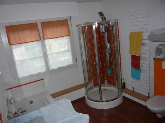 Fenetre Salle De Bain Oscillo Battant : Créer un site gratuit avec e-monsite – Signaler un contenu illicite … Fenetre Salle De Bain Oscillo Battant : Créer un site gratuit avec e-monsite – Signaler un contenu illicite …