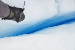 Ce bleu magnifique est partout sur la glacier