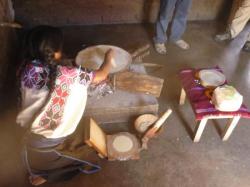utilisation classique du bois : la cuisine et la fabrication de tortillas