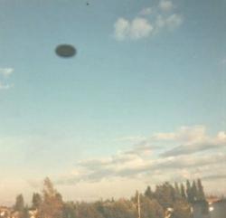 15 Oct.1974 Surrey, Canadá