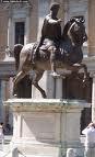 statue