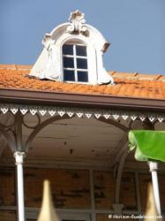 Maison Z&eacute;vallos