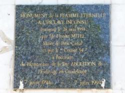Plaque m&eacute;morial de l'esclave inconnu