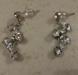 Boucles cascade de strass.