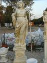porteuse de guirlande