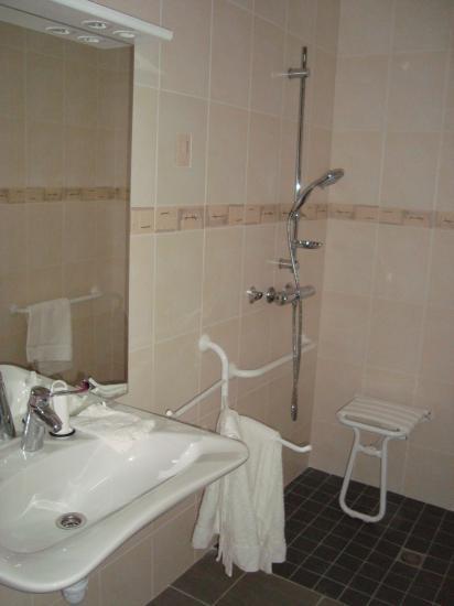 Salle de bain chambre Mésange Boréale