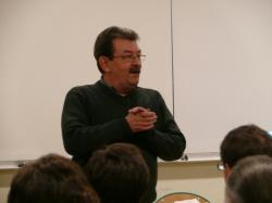 Jacques Gille pr&eacute;sient du comit&eacute; des f&ecirc;tes Jean de la Fontaine