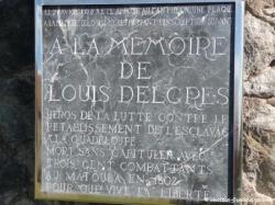 Plaque