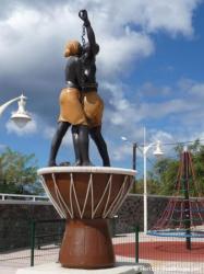 Monument aux exclaves, Basse-Terre