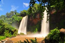 Las dos hermanas (Iguazu)