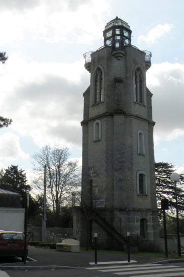 La Tour du Guet à Saint-Martin-du-Tertre