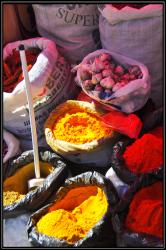 Epices sur le march&eacute;
