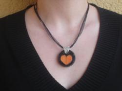collier en mosaïque, coeur orange