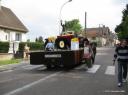F&ecirc;te du muguet &agrave; F&egrave;re en Tardenois :Un cabriolet fleuri