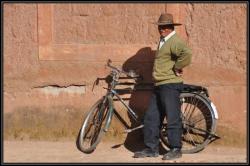 Un cycliste p&eacute;ruvien