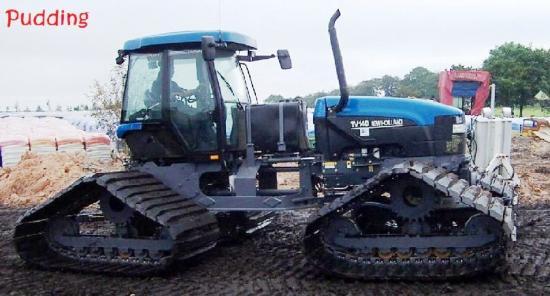 12-New-Holland-TV-140-Tractor-for-peat.j